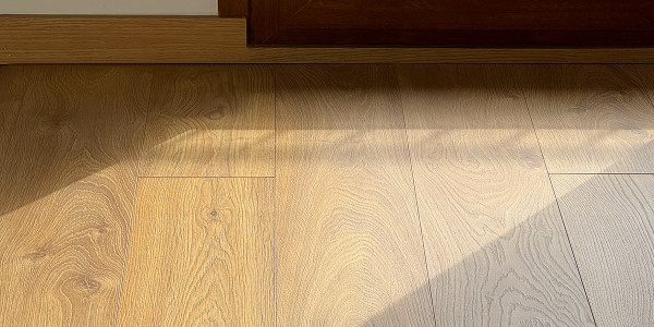 Rehabilitación / Reformas de Pisos en Islas Baleares · Instalación de Parquet, Gres, Porcelánicos y Moquetas